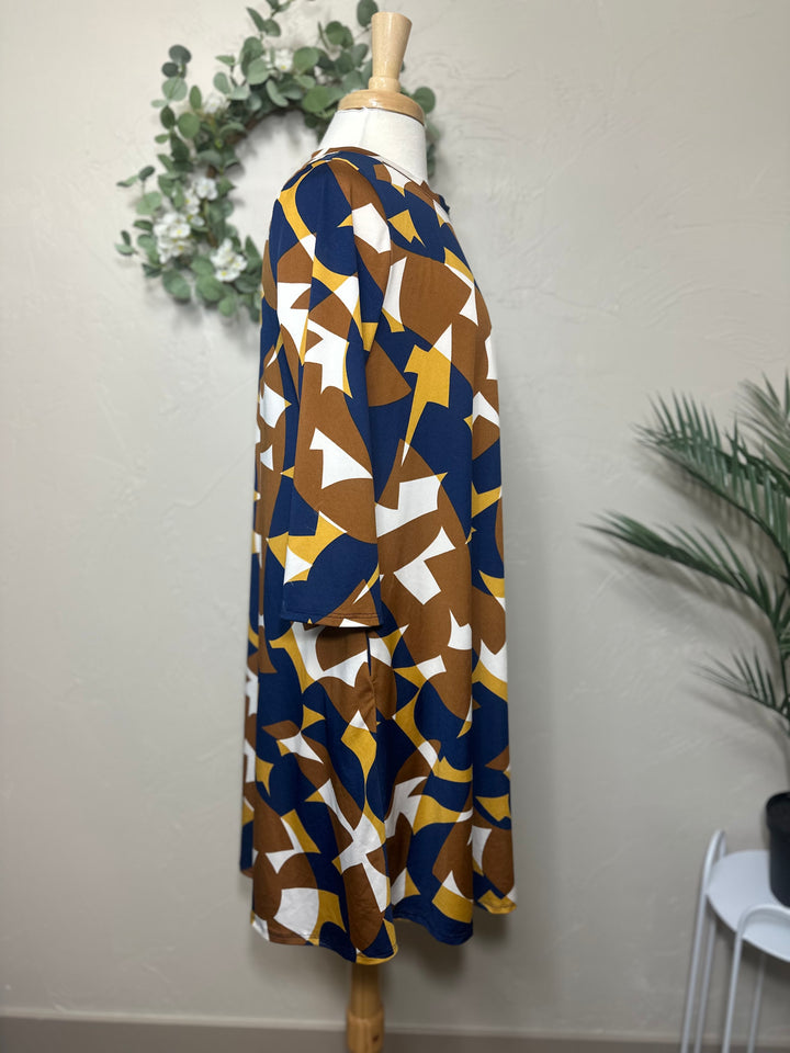 Liza Lou’s Brown & Navy Geometric Print Tunic Top