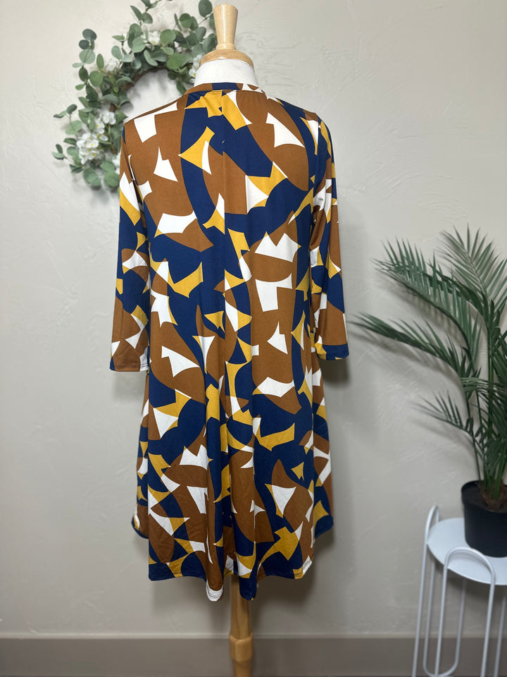 Liza Lou’s Brown & Navy Geometric Print Tunic Top