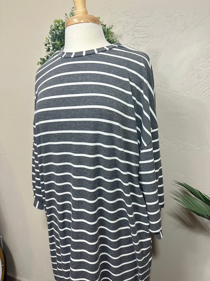 Liza Lou’s Ellie Charcoal Gray Striped Loose Fit Day Dress