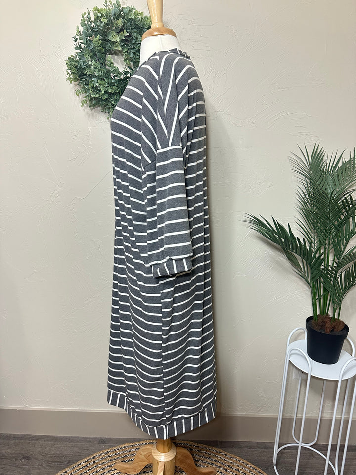 Liza Lou’s Ellie Charcoal Gray Striped Loose Fit Day Dress