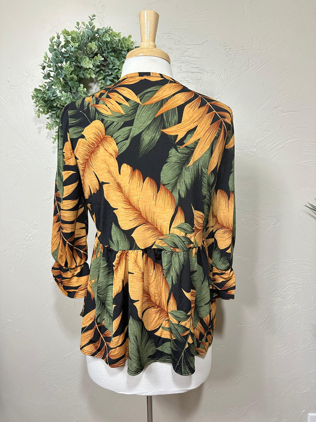 Liza Lou's Green Mustard Leaf Bow Front Top