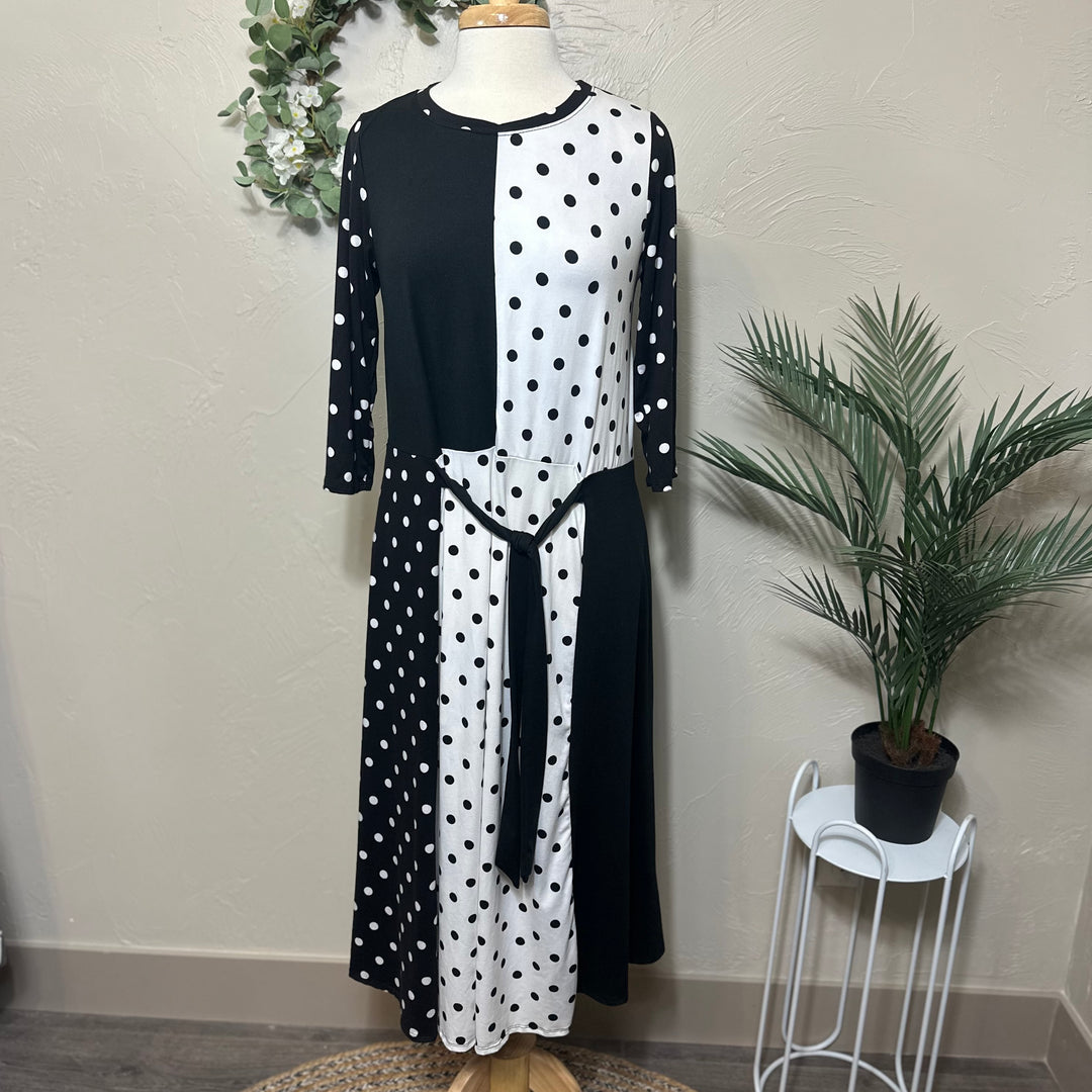 Liza Lou’s Black Polka Dot Contrast Dress