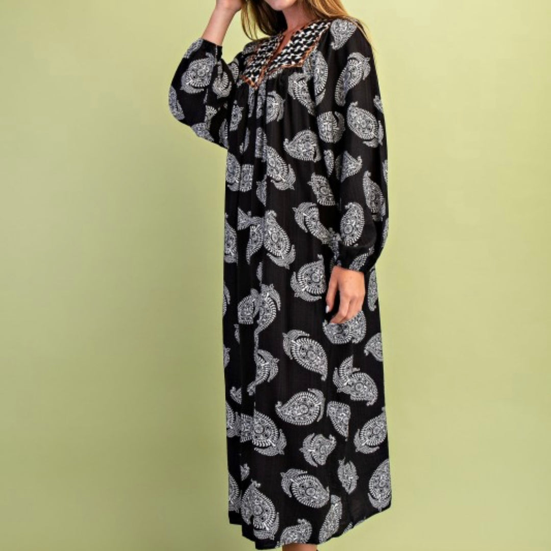 Liza Lou’s Black Paisley with Contrast Collar Dress