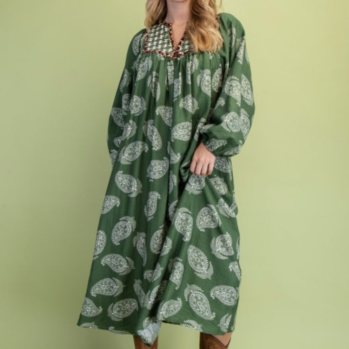 Liza Lou’s Green Paisley with Contrast Collar Dress