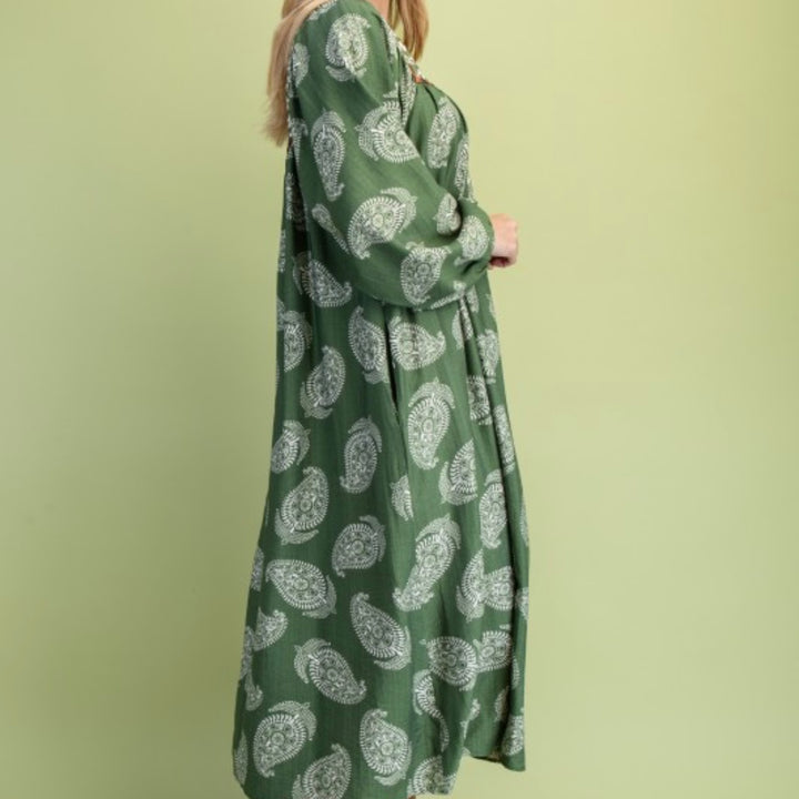 Liza Lou’s Green Paisley with Contrast Collar Dress