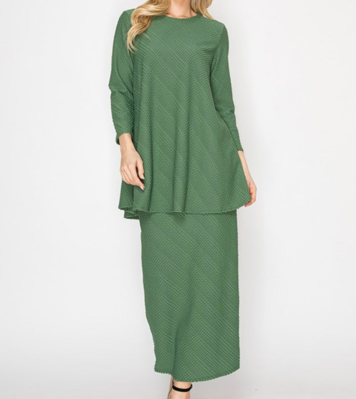 Liza Lou's Swiss Dot Green Tunic Top