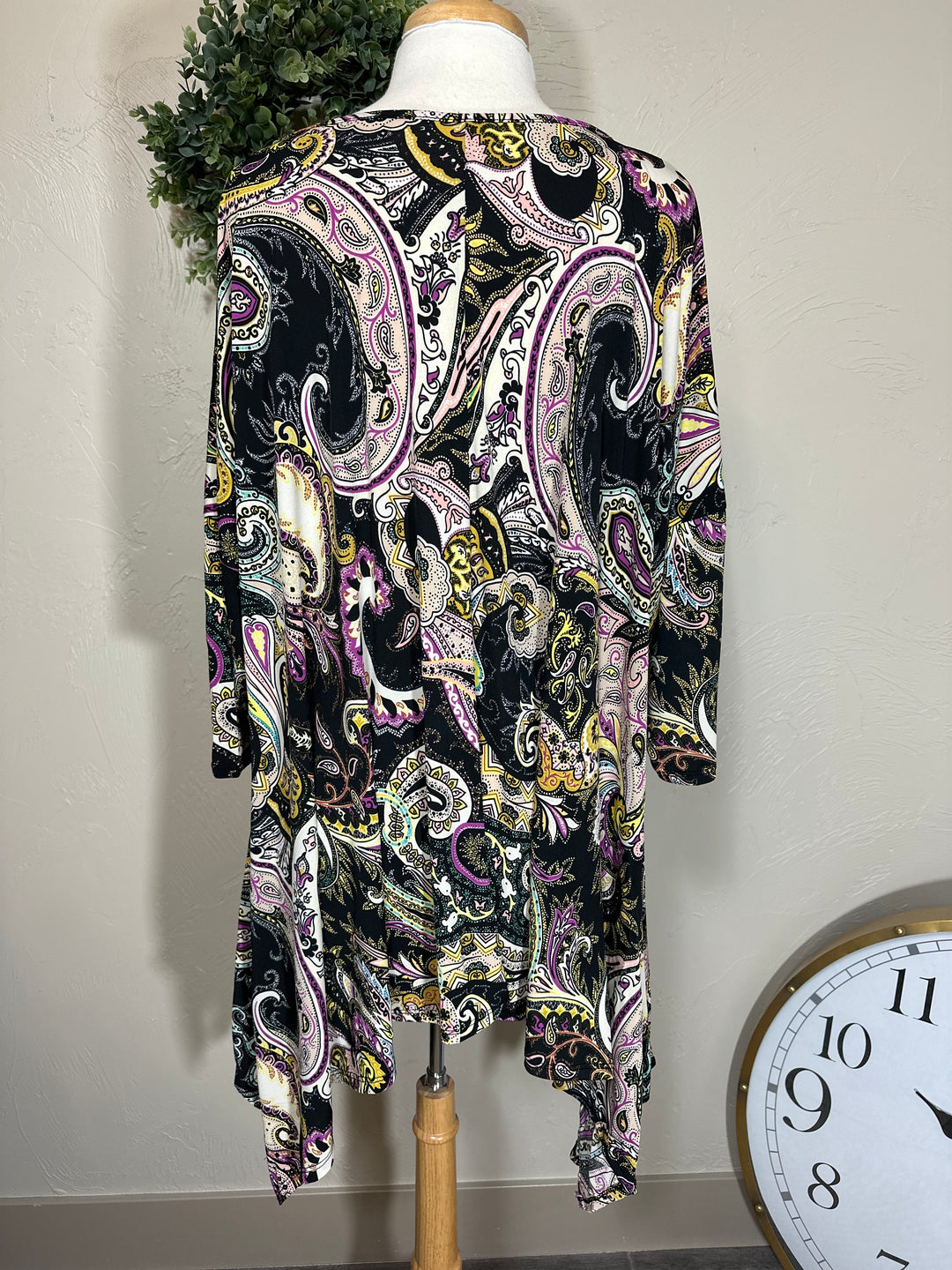 Liza Lou’s Paisley Side Drape Top 3X 4X 5X