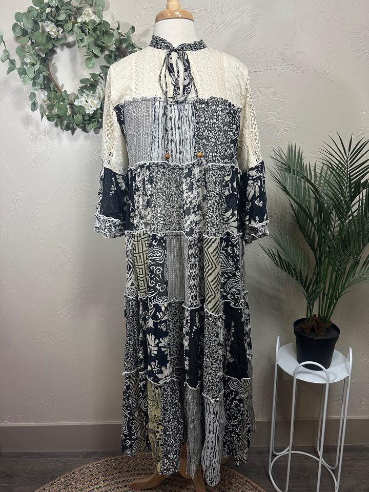 Liza Lou's Monarch Boho Dress Black & Cream