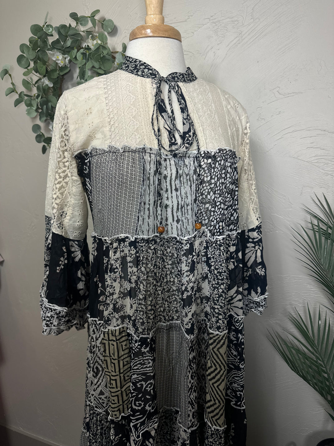 Liza Lou's Monarch Boho Dress Black & Cream