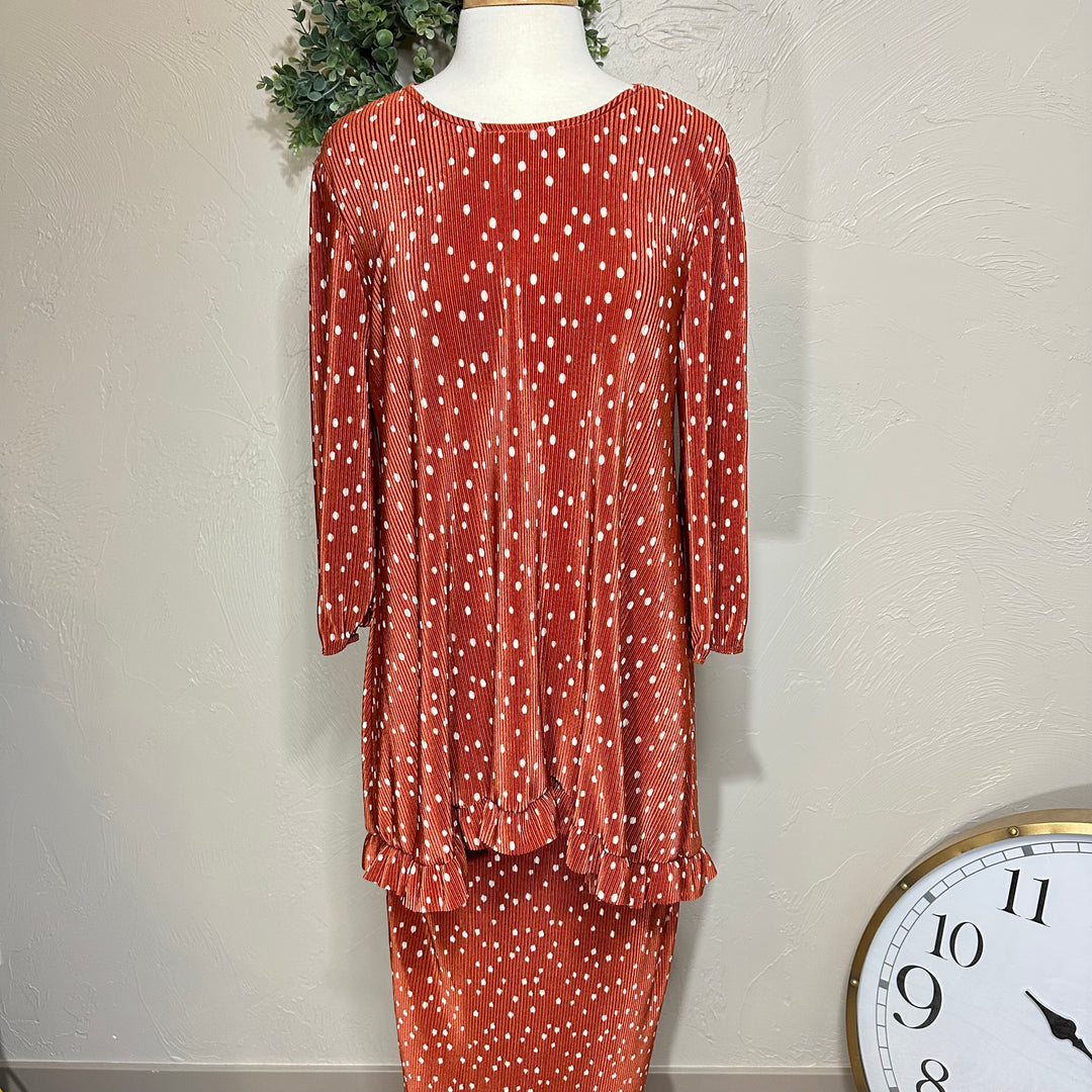 Liza’s Accordion Bodre Polka Dot Asymmetrical Tunic Top