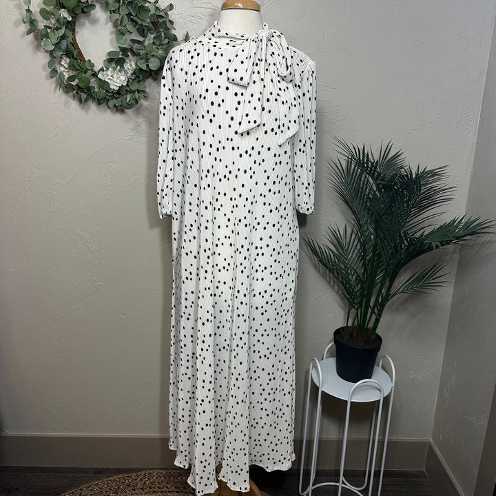 Liza Lou's Lavon Bodre White Cream w/ Black Polka Dots Long Modest Dress w/ Bow Tie