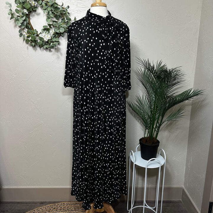 Liza Lou's Lavon Bodre Black with Polka Dots Long Modest Dress w/ Bow Tie