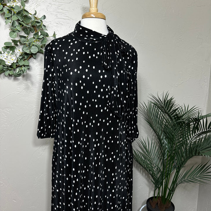 Liza Lou's Lavon Bodre Black with Polka Dots Long Modest Dress w/ Bow Tie
