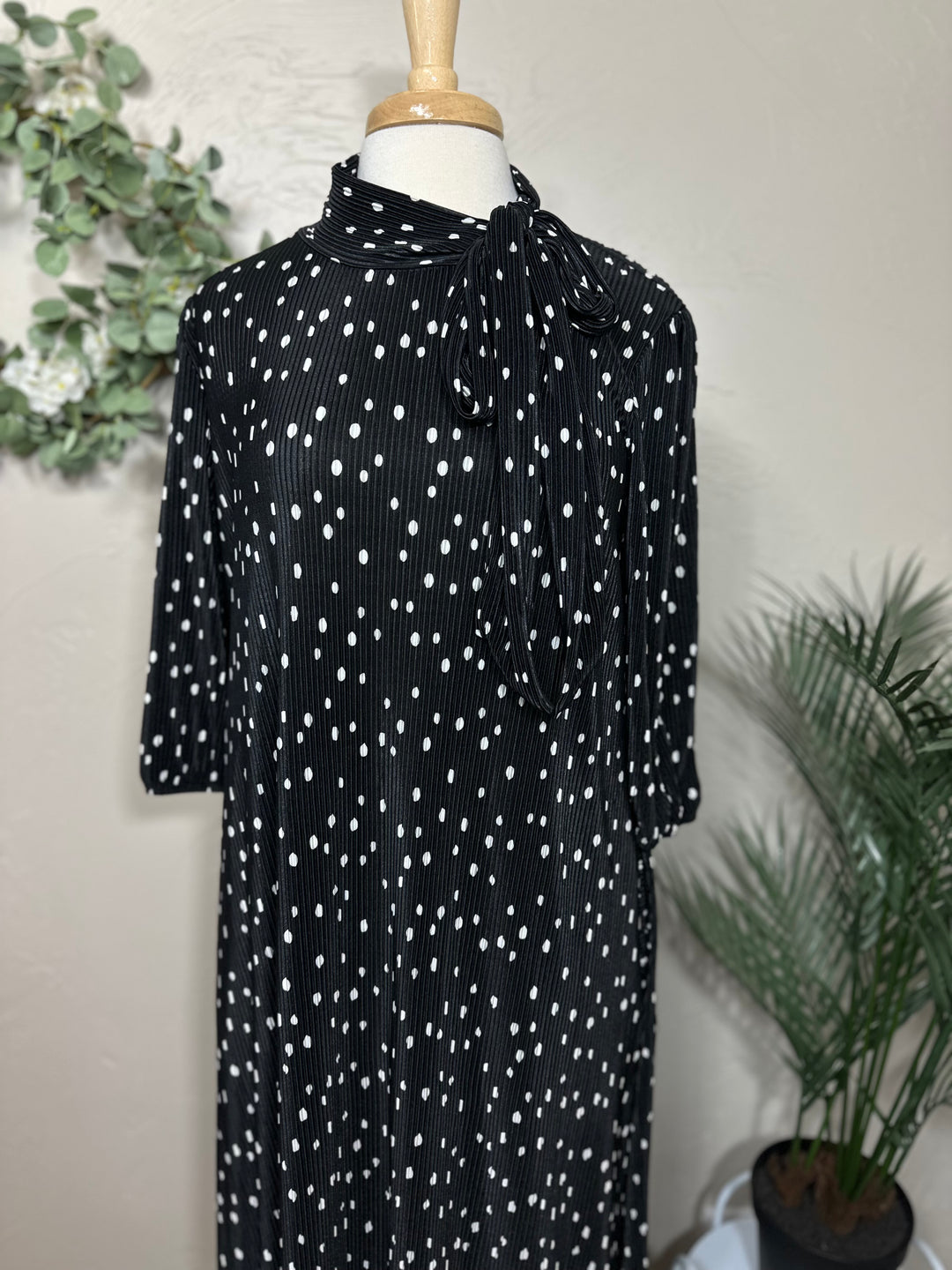 Liza Lou's Lavon Bodre Black with Polka Dots Long Modest Dress w/ Bow Tie