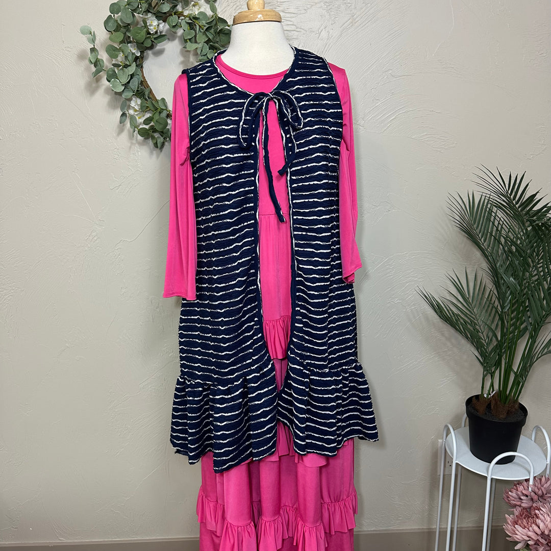 Liza Lou's Ladies Black or Navy Textured High Low Modest Ruffled Vest