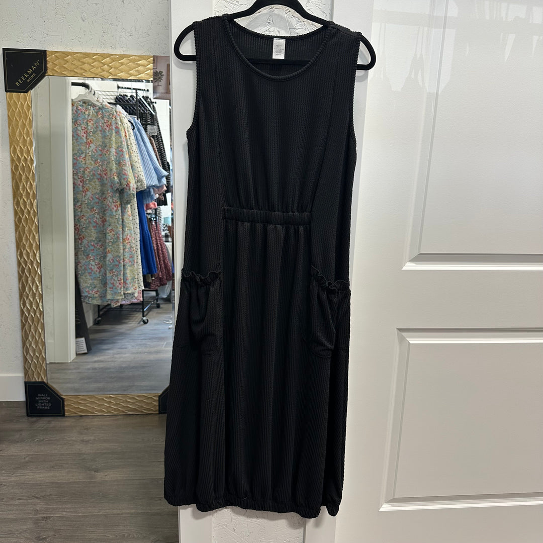Liza Lou’s Jenna Sleeveless Ribbed Black Modest Dress Jumper