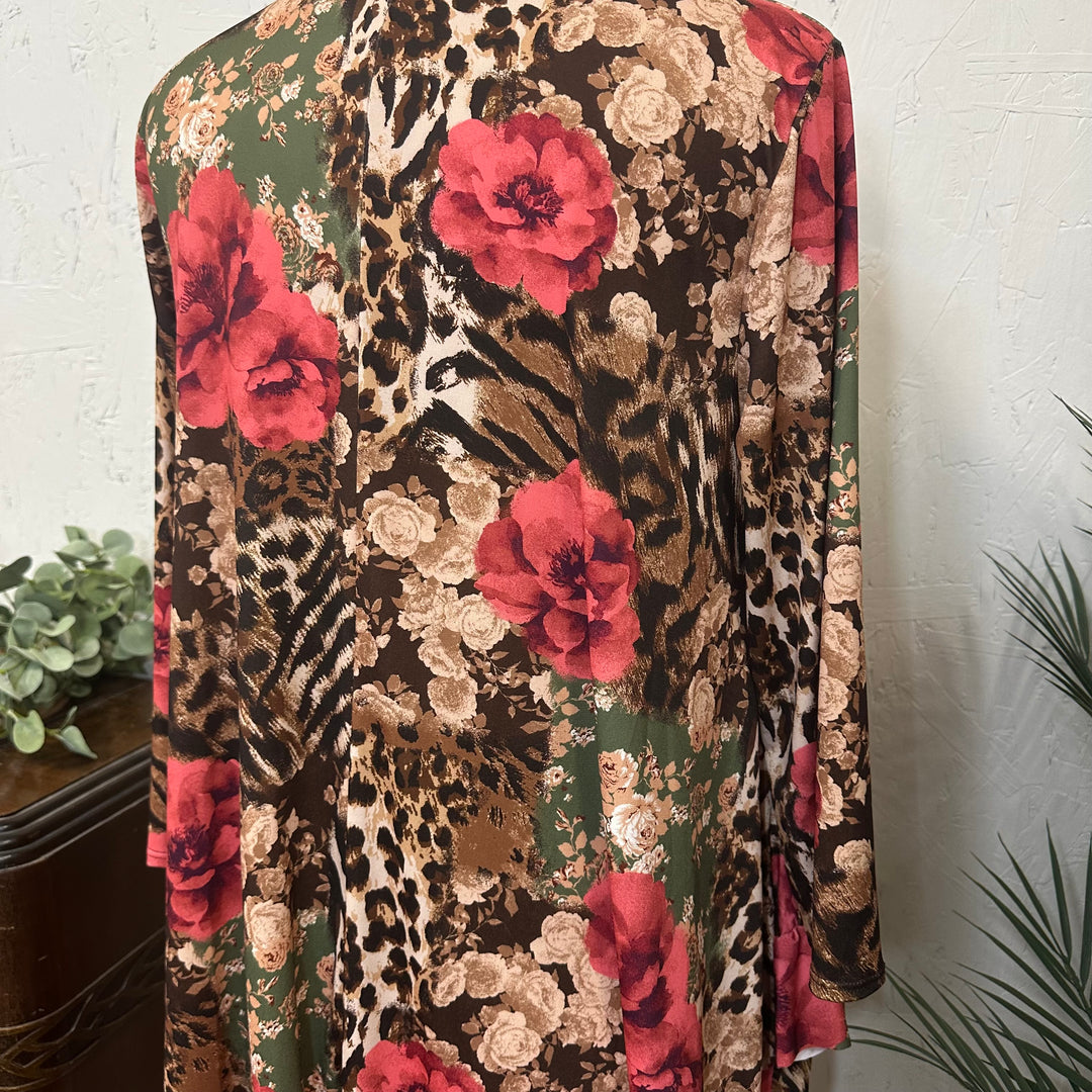 Liza Lou’s Classy Estella Mixed Floral and Animal Print Floral Tunic
