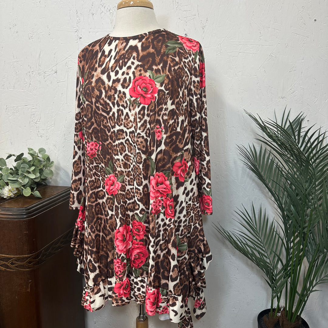 Liza Lou’s Classy Estella Mixed Rose Floral and Animal Print Floral Tunic