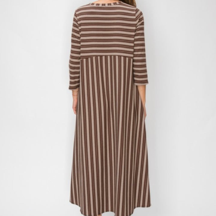 Liza's Comfortable Long Modest Brown & Cream Dress