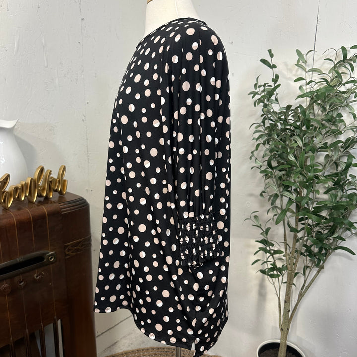 Liza Lou's Black Vivian Dolman Oversized Top