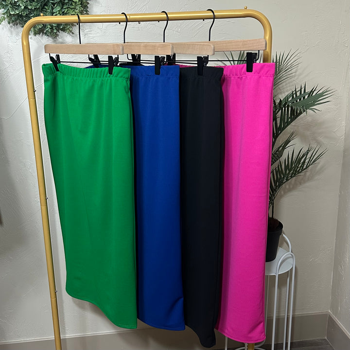 Liza Lou's Juliette Midi Skirt With Elastic Waist