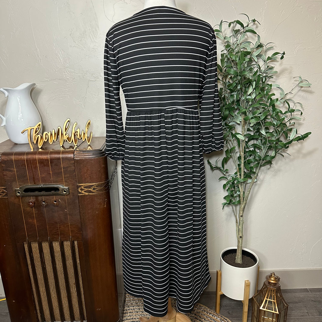 Ellie Triple Bow Striped Dress in black, full back view