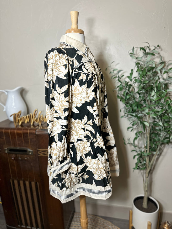 Clara Contrast Collar Floral Blouse, long sleeves and gathered yoke, angled view