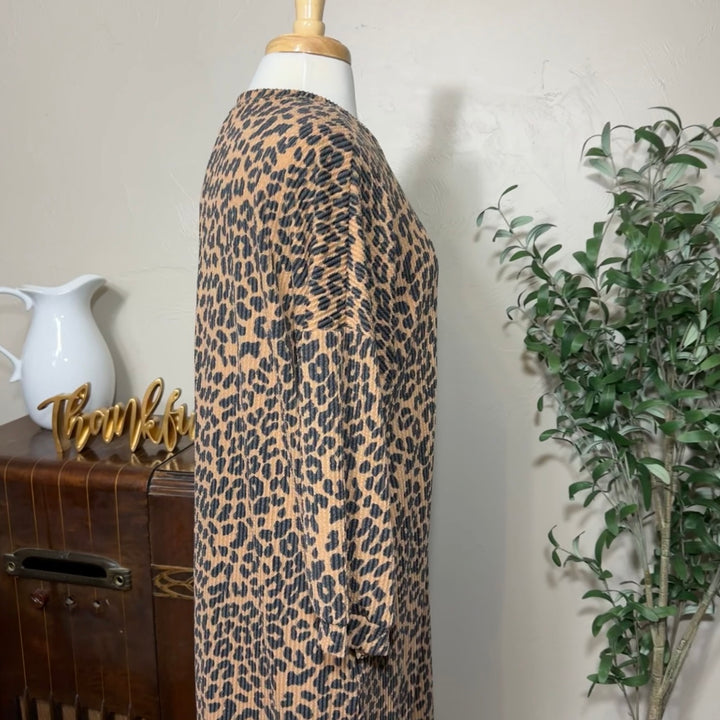 Hazel Ribbed Leopard Maxi Dress, crew neck and shoulder, side profile
