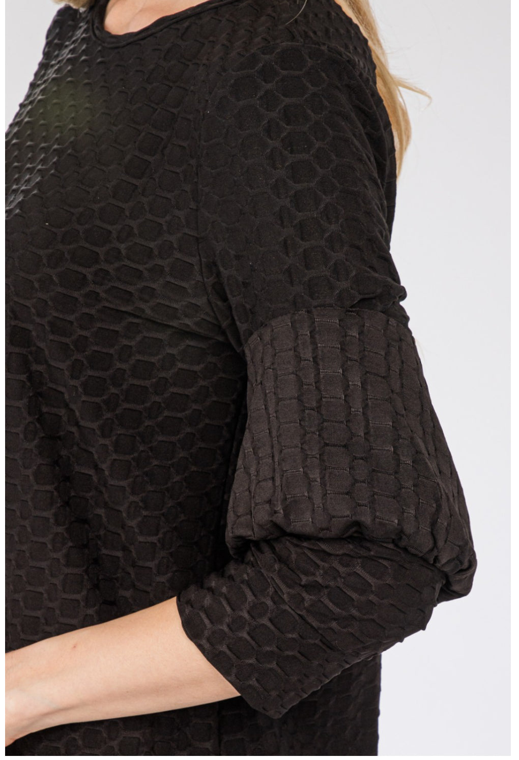 Liza's Celeste Black  Modest Honey Comb Top with Ruffled Sleeves