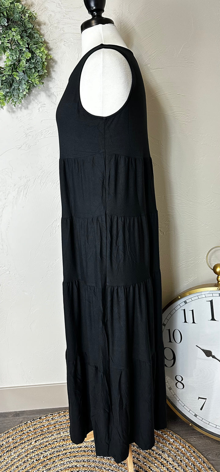 Black Tiered Sleeveless Jumper Maxi Dress
