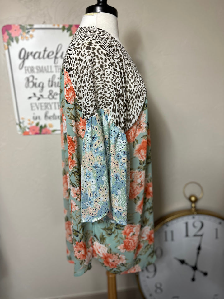 Mixed Printed Bell Sleeve Open Front Kimono with Side Slits
